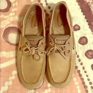 Sperry boat shoes size 8